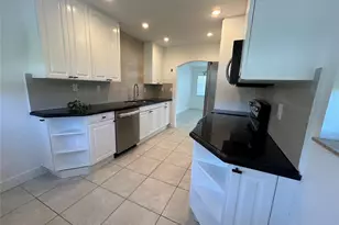 1597 SE 5th St, Deerfield Beach, FL 33441 - Photo 5