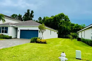 7188 Trotwood Ln, Jupiter, FL 33458 - Photo 3