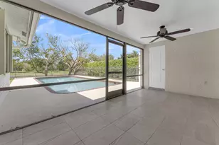 10084 Camelback Ln, Boca Raton, FL 33498 - Photo 13