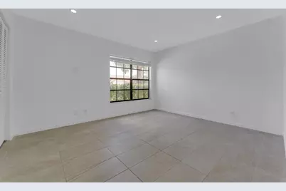 10084 Camelback Lane, Boca Raton, FL 33498 - Photo 9