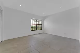 10084 Camelback Ln, Boca Raton, FL 33498 - Photo 9