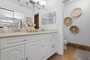 6020 Swinden Ln, Davie, FL 33331 - Photo 9