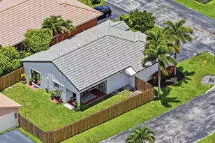 6020 Swinden Ln, Davie, FL 33331 - Photo 35