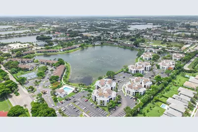 212 Lake Pointe Drive #302, Oakland Park, FL 33309 - Photo 5