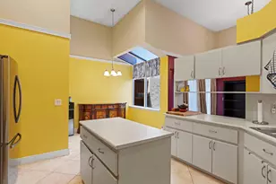 10333 Buena Ventura Dr, Boca Raton, FL 33498 - Photo 5