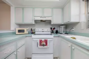 2929 SE Ocean Blvd, Stuart, FL 34996 - Photo 11
