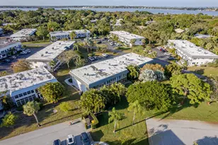 2929 SE Ocean Blvd, Stuart, FL 34996 - Photo 35