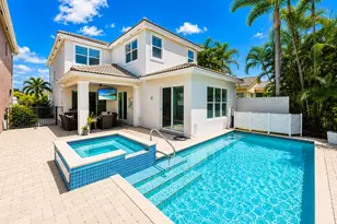 207 Isle Verde Way, Palm Beach Gardens, FL 33418 - Photo 1
