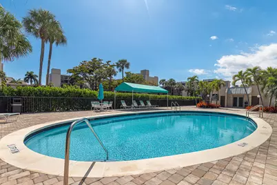6 Royal Palm Way #211, Boca Raton, FL 33432 - Photo 3