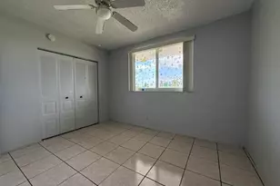 6005 Del Lago Cir, Sunrise, FL 33313 - Photo 9