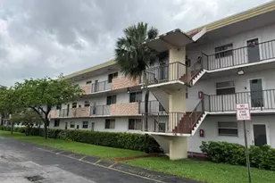 6005 Del Lago Cir, Sunrise, FL 33313 - Photo 1