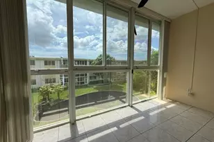 6005 Del Lago Cir, Sunrise, FL 33313 - Photo 17