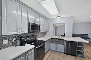 641 NW 43rd Ave, Coconut Creek, FL 33066 - Photo 3