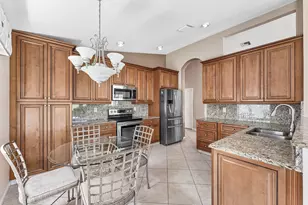 7385 Haviland Cir, Boynton Beach, FL 33437 - Photo 9