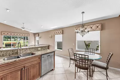 7385 Haviland Circle, Boynton Beach, FL 33437 - Photo 9