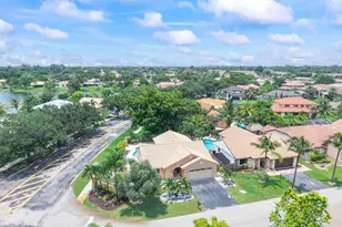 15681 Dover Ct, Davie, FL 33331 - Photo 25