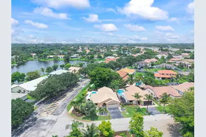 15681 Dover Court, Davie, FL 33331 - Photo 29