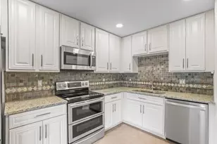 1000 Arezzo Cir, Boynton Beach, FL 33436 - Photo 9