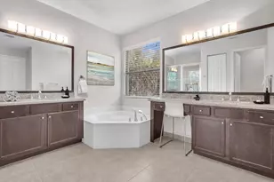 8104 Rainforest Jasper Ln, Delray Beach, FL 33446 - Photo 11