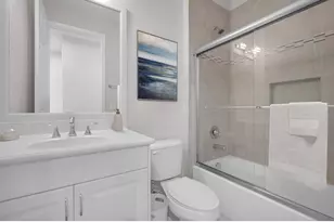 8104 Rainforest Jasper Ln, Delray Beach, FL 33446 - Photo 7