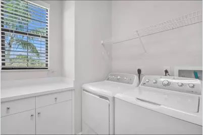 8104 Rainforest Jasper Lane, Delray Beach, FL 33446 - Photo 15