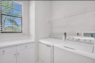 8104 Rainforest Jasper Ln, Delray Beach, FL 33446 - Photo 15