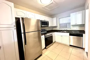 120 Sparrow Dr, Royal Palm Beach, FL 33411 - Photo 3