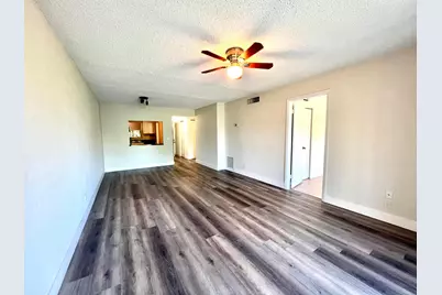 120 Sparrow Drive #Apt 302, Royal Palm Beach, FL 33411 - Photo 1