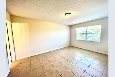 120 Sparrow Drive #Apt 302, Royal Palm Beach, FL 33411 - Photo 7
