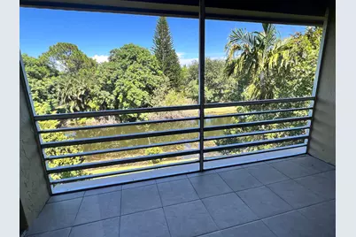 120 Sparrow Drive #Apt 302, Royal Palm Beach, FL 33411 - Photo 15
