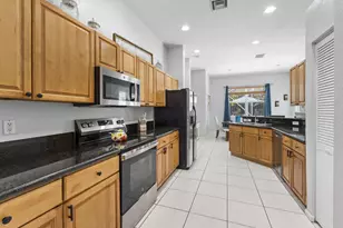 1752 SW Bonfire Terrace, Port Saint Lucie, FL 34953 - Photo 13
