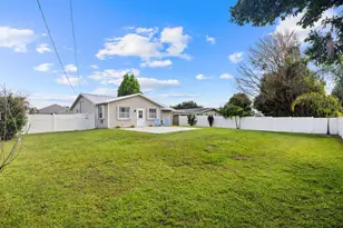 2920 SE Cypress St, Stuart, FL 34997 - Photo 31