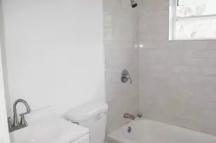 340 NW 6th St, Pompano Beach, FL 33060 - Photo 11
