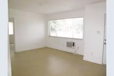 340 NW 6th Street #2, Pompano Beach, FL 33060 - Photo 5