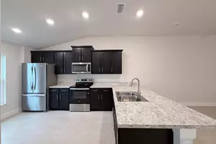 5217 Manciano St, Fort Pierce, FL 34951 - Photo 11