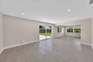 611 N Highland Dr, Hollywood, FL 33021 - Photo 17
