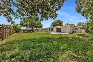 611 N Highland Dr, Hollywood, FL 33021 - Photo 33
