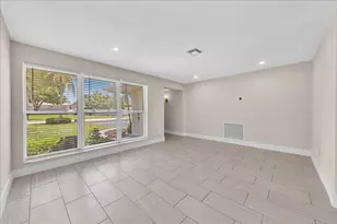 611 N Highland Dr, Hollywood, FL 33021 - Photo 7