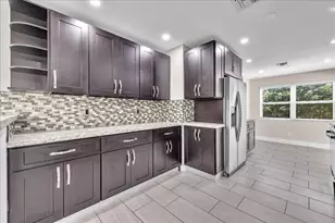 611 N Highland Dr, Hollywood, FL 33021 - Photo 13