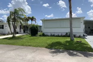 40 Florida Way, Port Saint Lucie, FL 34952 - Photo 3