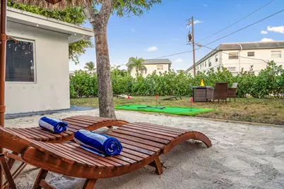 3961 NE 10th Avenue, Oakland Park, FL 33334 - Photo 19