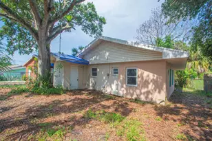 4721 28th Ct, Vero Beach, FL 32967 - Photo 25