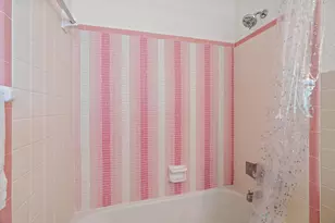 2100 NE 38th St, Lighthouse Point, FL 33064 - Photo 25