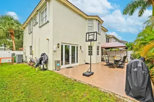 101 Gables Blvd, Weston, FL 33326 - Photo 21