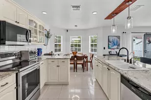 101 Gables Blvd, Weston, FL 33326 - Photo 9