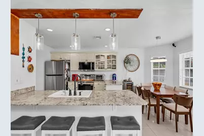 101 Gables Boulevard, Weston, FL 33326 - Photo 7