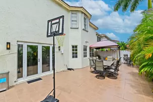 101 Gables Blvd, Weston, FL 33326 - Photo 25