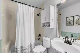 101 Gables Blvd, Weston, FL 33326 - Photo 11
