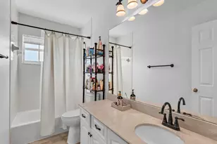 101 Gables Blvd, Weston, FL 33326 - Photo 19