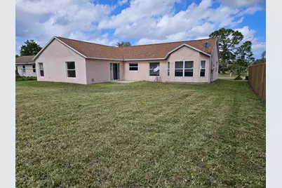570 Ontario Street NW, Palm Bay, FL 32907 - Photo 3